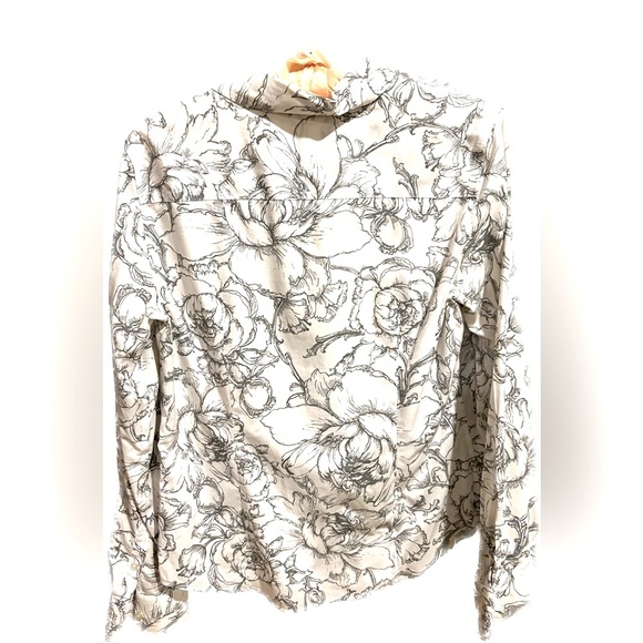 Talbots Grey + White Floral Button Down Blouse Size 6 - Picture 4 of 5